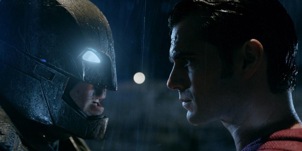 Superman meint es ernst im neuen Batman vs Superman-Clip!